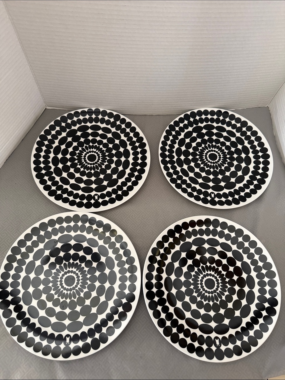 French Bull Set of 4 Melamine Black & White Round Boho Concentric Dot 9” Plates